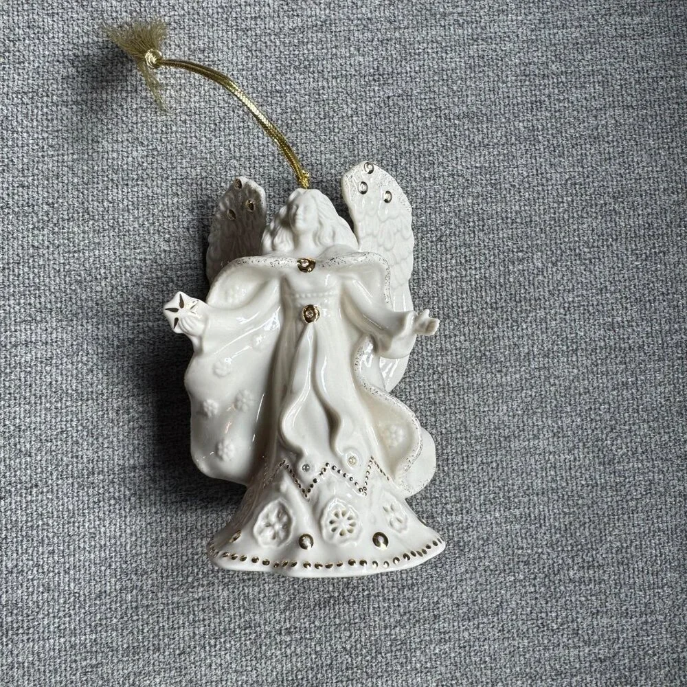 Lenox Florentine Porcelaine Pearl Angel Ornament New in Box